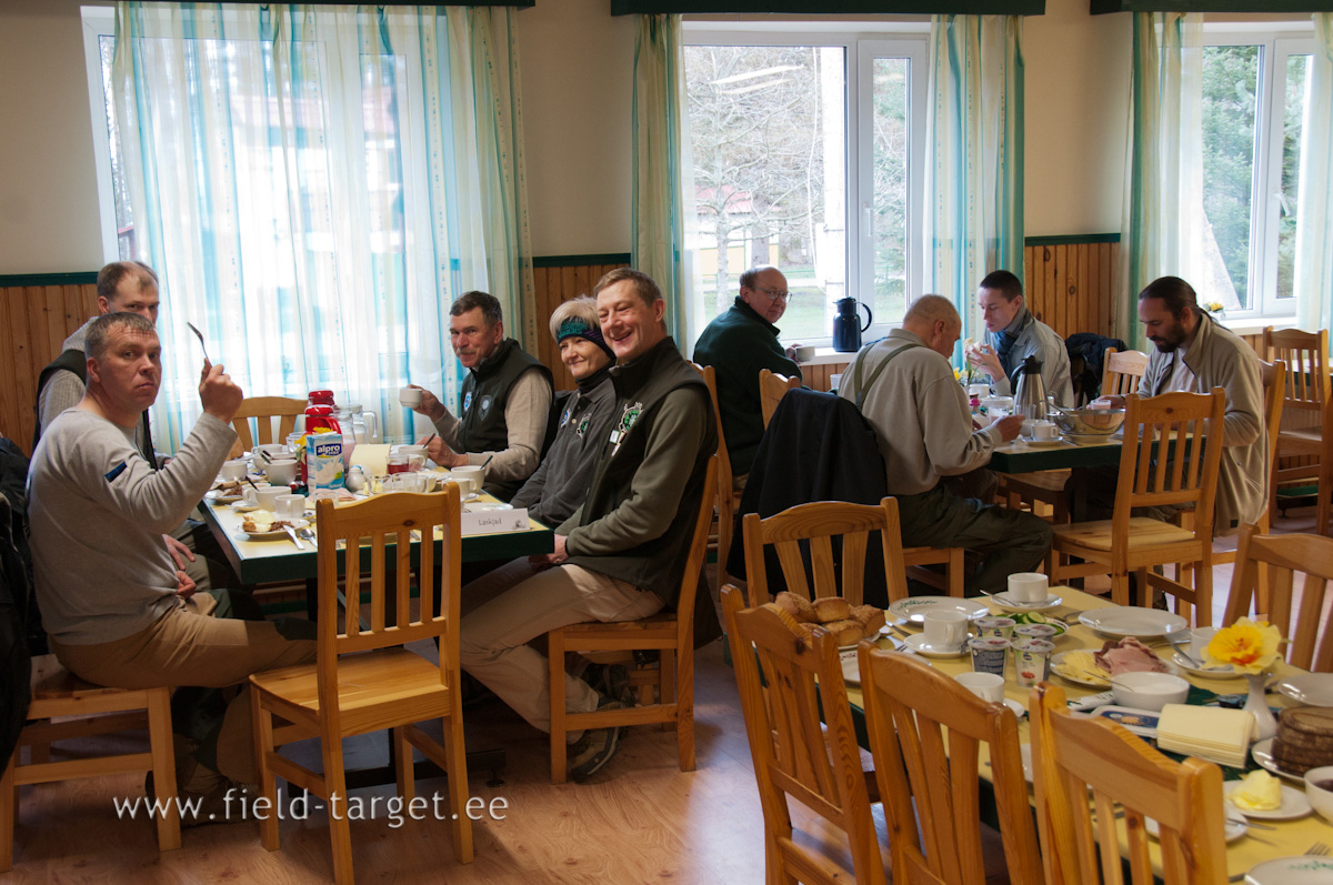 0113   Teine paev on katte joudnud aeg akud tais laadida